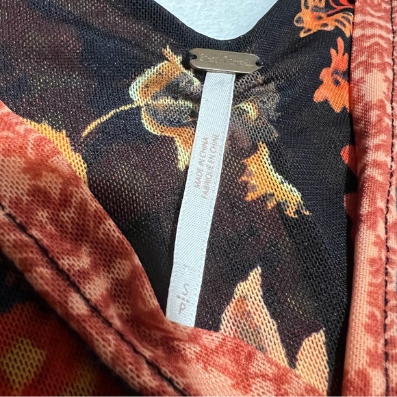 Free People top - Picture 4 of 5